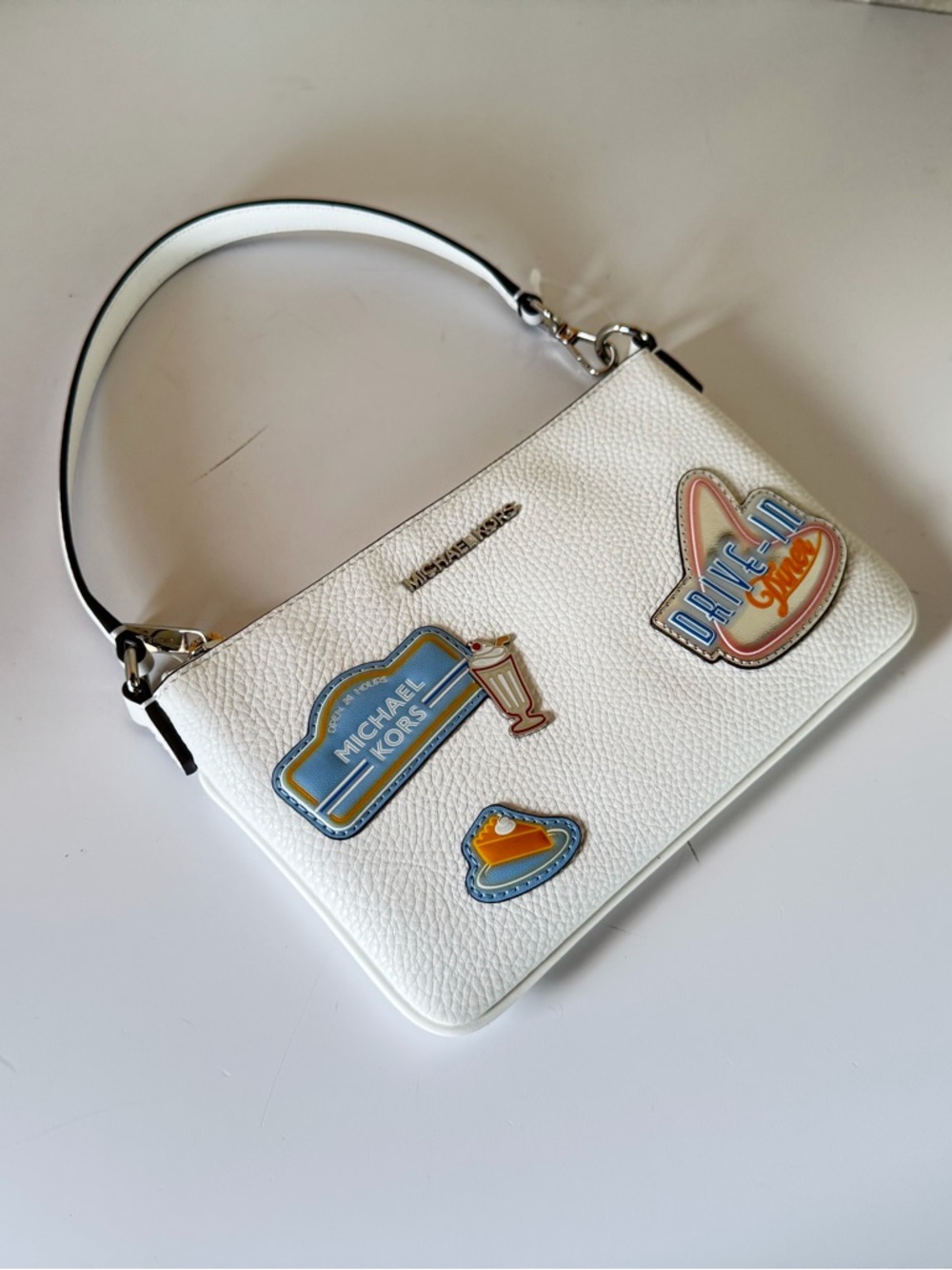 Michael Kors Jet Set SM Clutch Convertible Mini Bag MK White Dinner - Picture 3 of 10